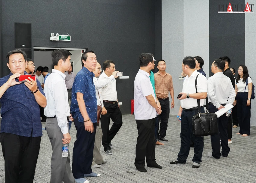 Hội trường lầu 2 nơi tổ chức các sự kiện, hội họp, cuộc thi với hơn 200 chỗ ngồi. Ảnh: MINH HOÀNG