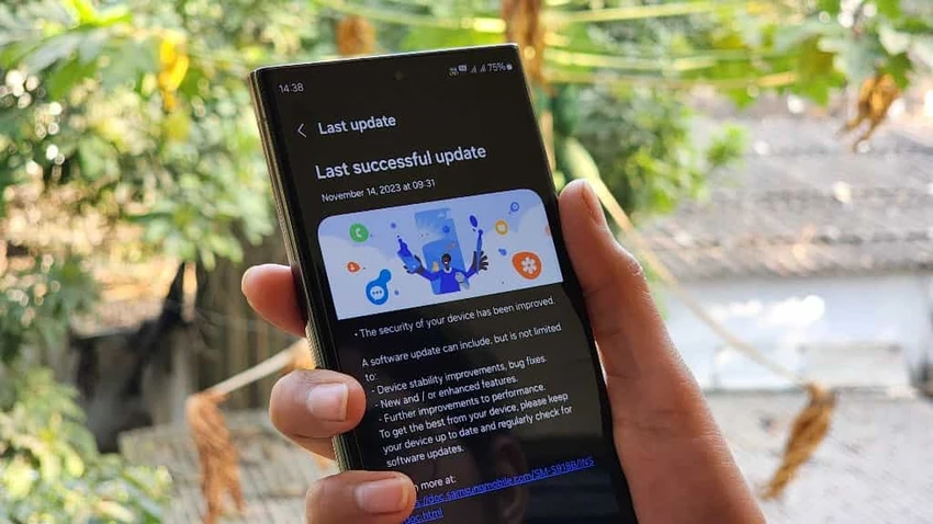 Người dùng điện thoại Samsung nên cập nhật bảo mật ngay lập tức. Ảnh minh họa