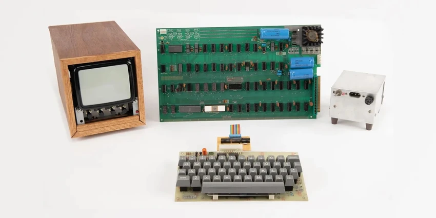 Tin công nghệ 24-3: Apple-1 còn đầy đủ chức năng được bán với giá khủng. Ảnh: RR Auction