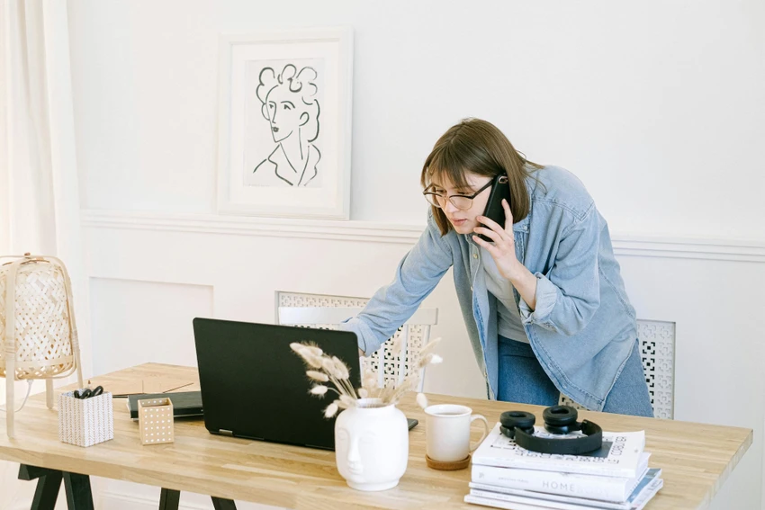 Cảnh giác với các tin nhắn thông báo giao dịch bất thường. Ảnh: Pexels