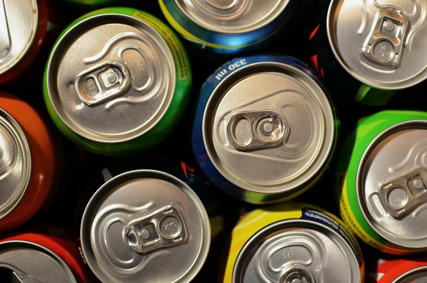 Thay thế soda, nước uống có đường bằng các loại nước phù hợp hơn. Ảnh: Pexels