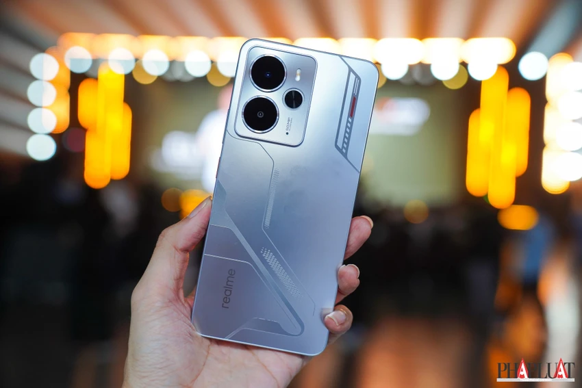 realme-14-series-4.jpg
