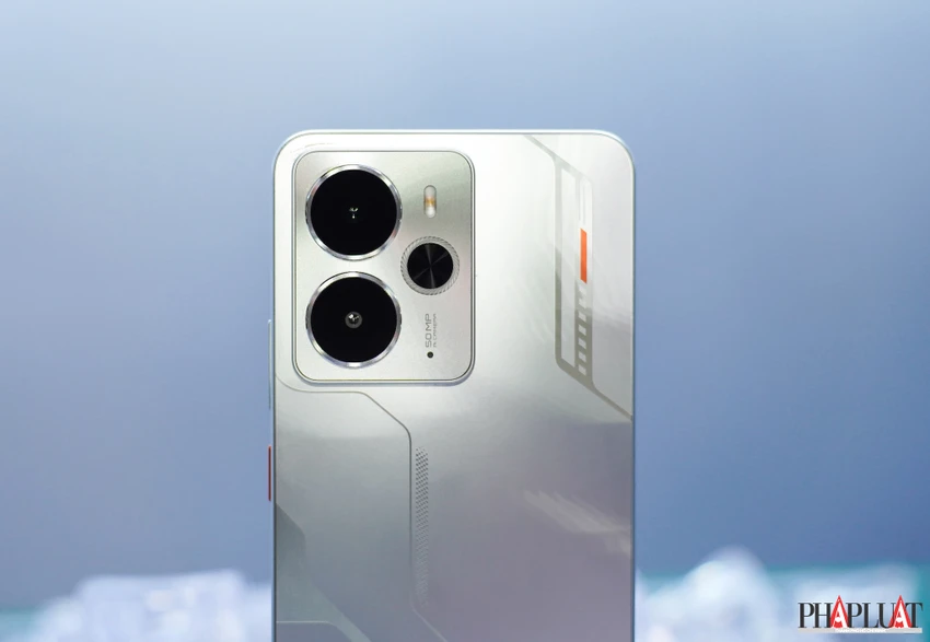 realme-14-series-7.jpg