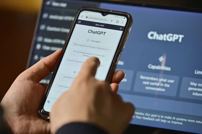 Tin công nghệ 13-5: Cách bạn sử dụng ChatGPT có thể tiết lộ tuổi tác của bạn.