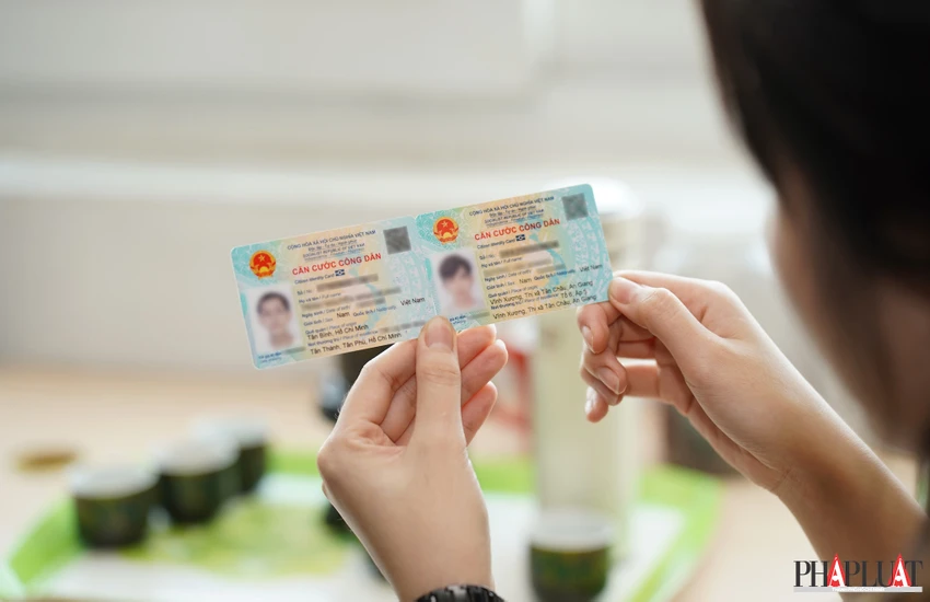 Người dân có thể làm lại thẻ căn cước ngay tại nhà. Ảnh: MINH HOÀNG