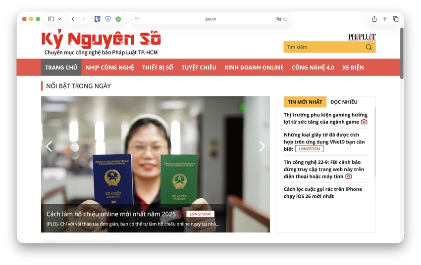 Apple khuyến cáo người dùng iPhone nên từ bỏ trình duyệt Google Chrome để không bị theo dõi. Ảnh: TIỂU MINH