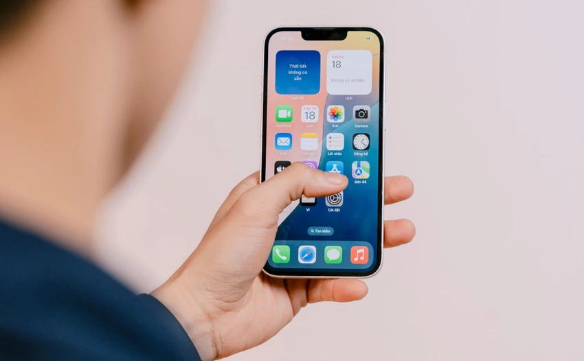 Iphone-cu-giam-gia.jpg