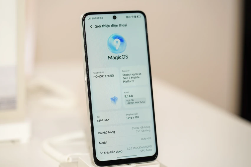 Dung lượng lưu trữ là một trong những vấn đề bạn cần quan tâm khi mua điện thoại Android mới. Ảnh: TIỂU MINH