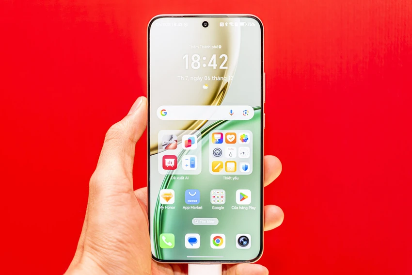 Honor X9d nổi bật với viên pin lớn đến 8.300 mAh.