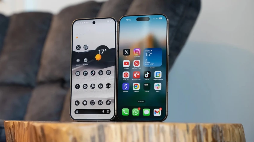 iPhone-16-Pro-Max-Pixel-9-Pro-XL-Display.jpeg
