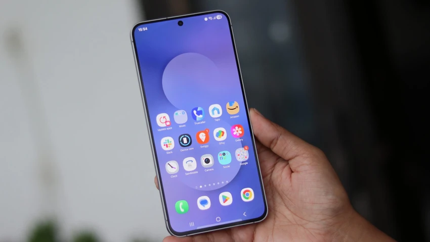 Galaxy-S25-FE.jpg