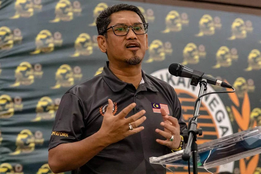 Bộ trưởng Thanh niên và Thể thao Malaysia - Ahmad Faizal Azumu. ẢNH: Firdaus Latif Bộ trưởng Thanh niên và Thể thao Malaysia - Ahmad Faizal Azumu. ẢNH: Firdaus Latif