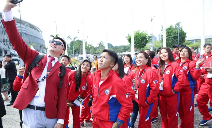 Dự kiến mỗi đoàn sẽ cử 31 thành viên tham dự Lễ thượng cờ SEA Games 31 tại Hà Nội. Dự kiến mỗi đoàn sẽ cử 31 thành viên tham dự Lễ thượng cờ SEA Games 31 tại Hà Nội.