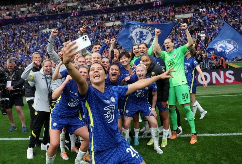 Nữ cầu thủ người Úc - Sam Kerr giành danh hiệu Cầu thủ nữ xuất sắc nhất. Ảnh: GETTY Nữ cầu thủ người Úc - Sam Kerr giành danh hiệu Cầu thủ nữ xuất sắc nhất. Ảnh: GETTY