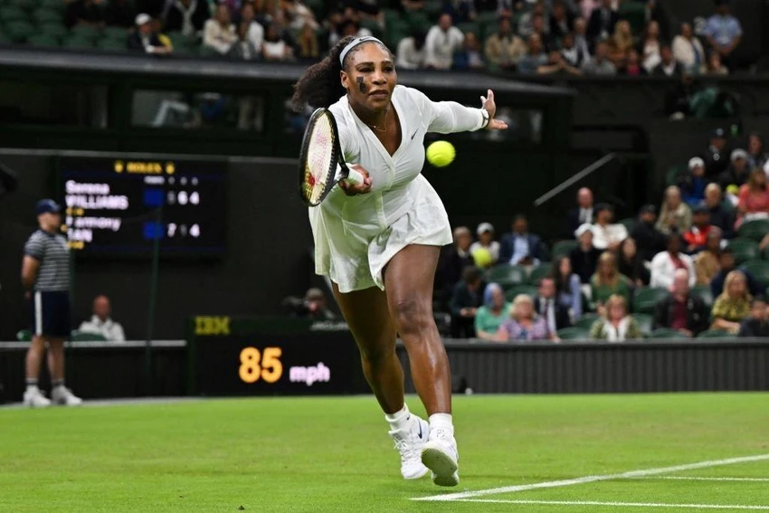 ...dù bên kia lưới là một Serena thi đấu kiên cường. Ảnh: GETTY ...dù bên kia lưới là một Serena thi đấu kiên cường. Ảnh: GETTY