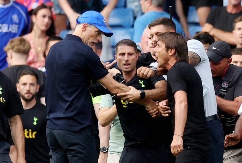 FA kết luận cả HLV Tuchel và Conte đều có thái độ không đúng mực. Ảnh: GETTY