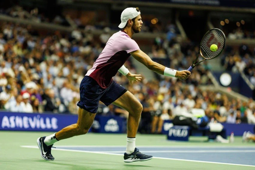 Khachanov lần đầu tiên giành quyền vào bán kết tại một giải Grand Slam. Ảnh: GETTY Khachanov lần đầu tiên giành quyền vào bán kết tại một giải Grand Slam. Ảnh: GETTY