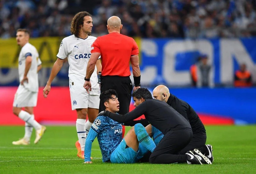Son Heung-min đang chạy đua với thời gian để kịp hồi phục trước thềm ngày hội bóng đá thế giới. Ảnh: GETTY