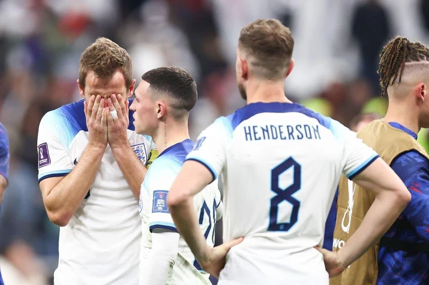 Các tuyển thủ Anh buồn bã sau trận thua Pháp tại World Cup 2022. Ảnh: GETTY Các tuyển thủ Anh buồn bã sau trận thua Pháp tại World Cup 2022. Ảnh: GETTY