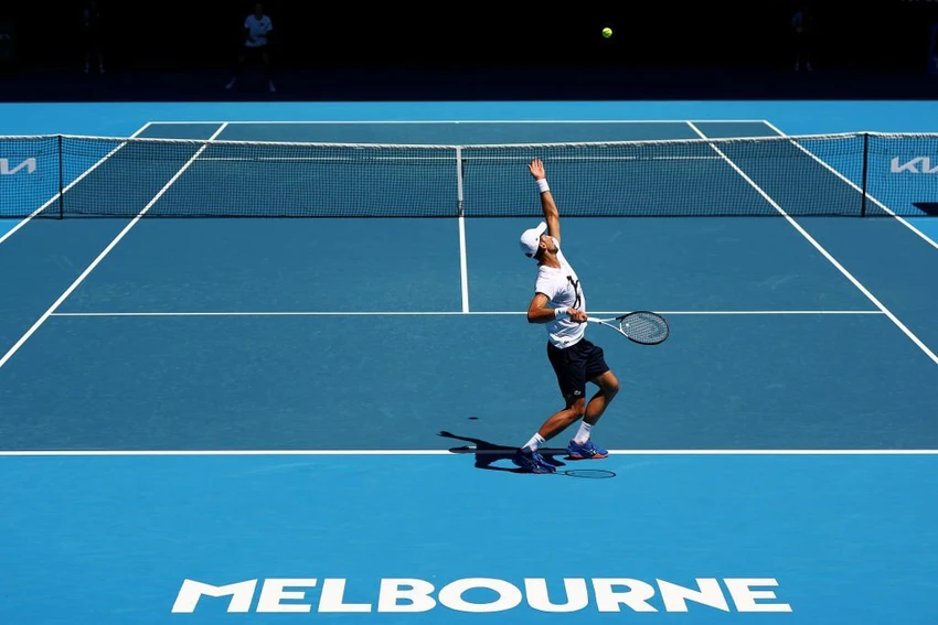 Djokovic đã bắt đầu tập luyện trên sân đấu tại Melbourne. Ảnh: GETTY Djokovic đã bắt đầu tập luyện trên sân đấu tại Melbourne. Ảnh: GETTY