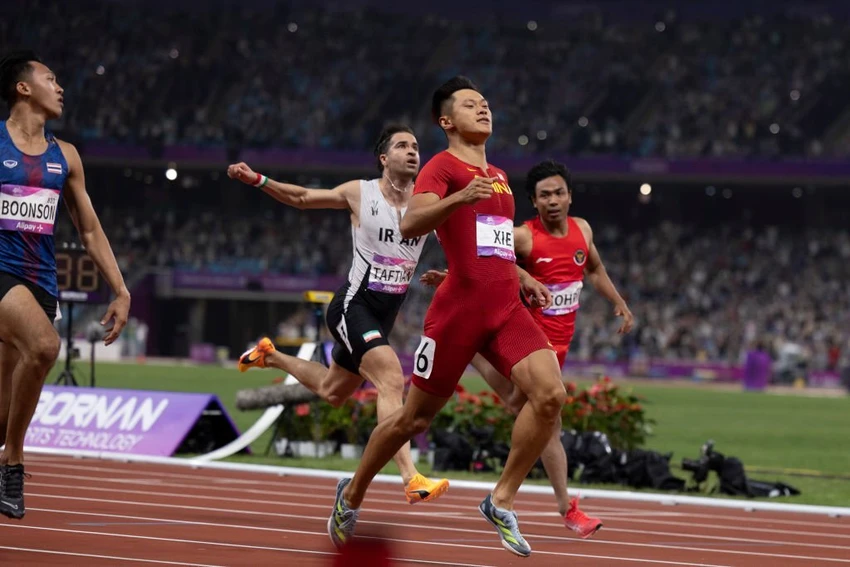 hcv-100m-asiad-xie-zhenye.jpg