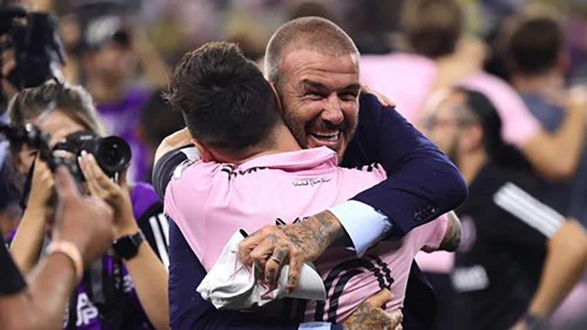 Messi tiếp bước danh thủ Beckham