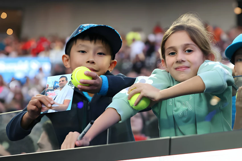 agassi-phong-thanh-cho-djokovic-2.jpeg