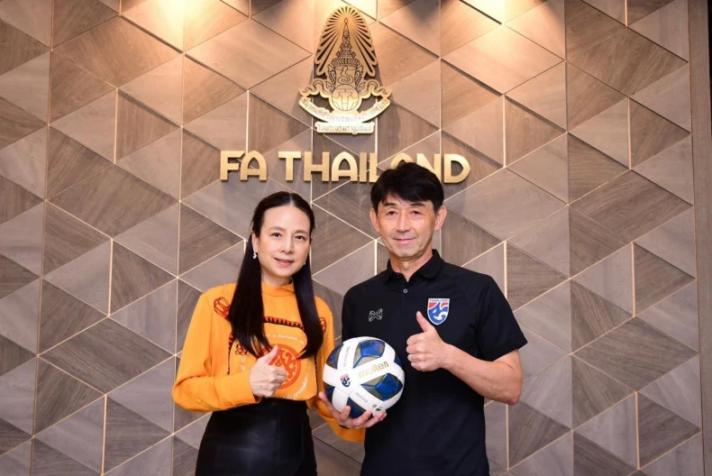 Thái Lan gia hạn hợp đồng