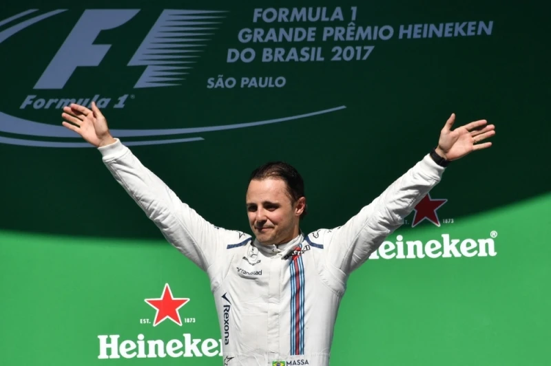 f1-bi-kien.jpeg