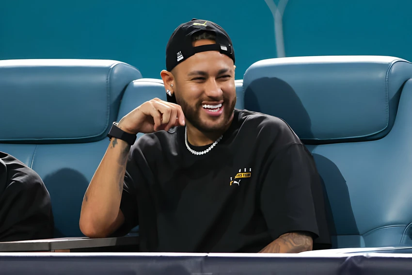 Neymar cổ vũ cho Alcaraz