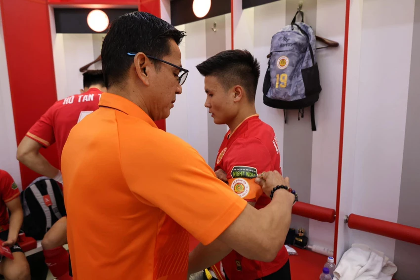 mức lương Quang Hải ở J-League