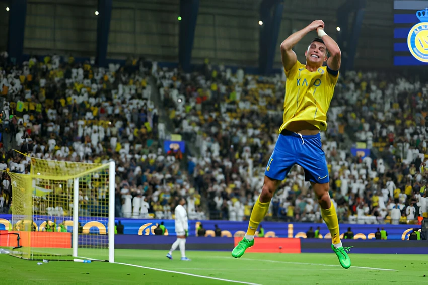 ronaldo-xo-do-ky-luc-1.jpg