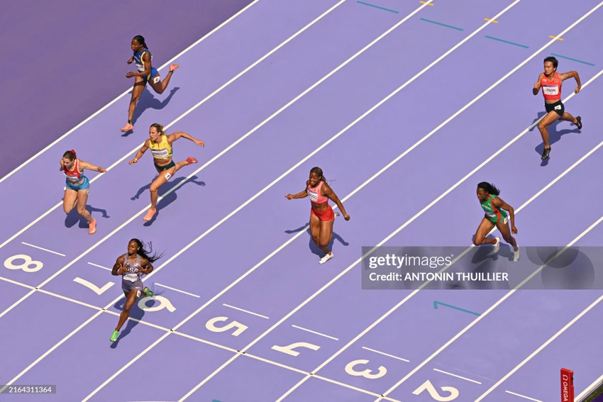 nhi-yen-chia-tay-olympic-paris-3.jpg