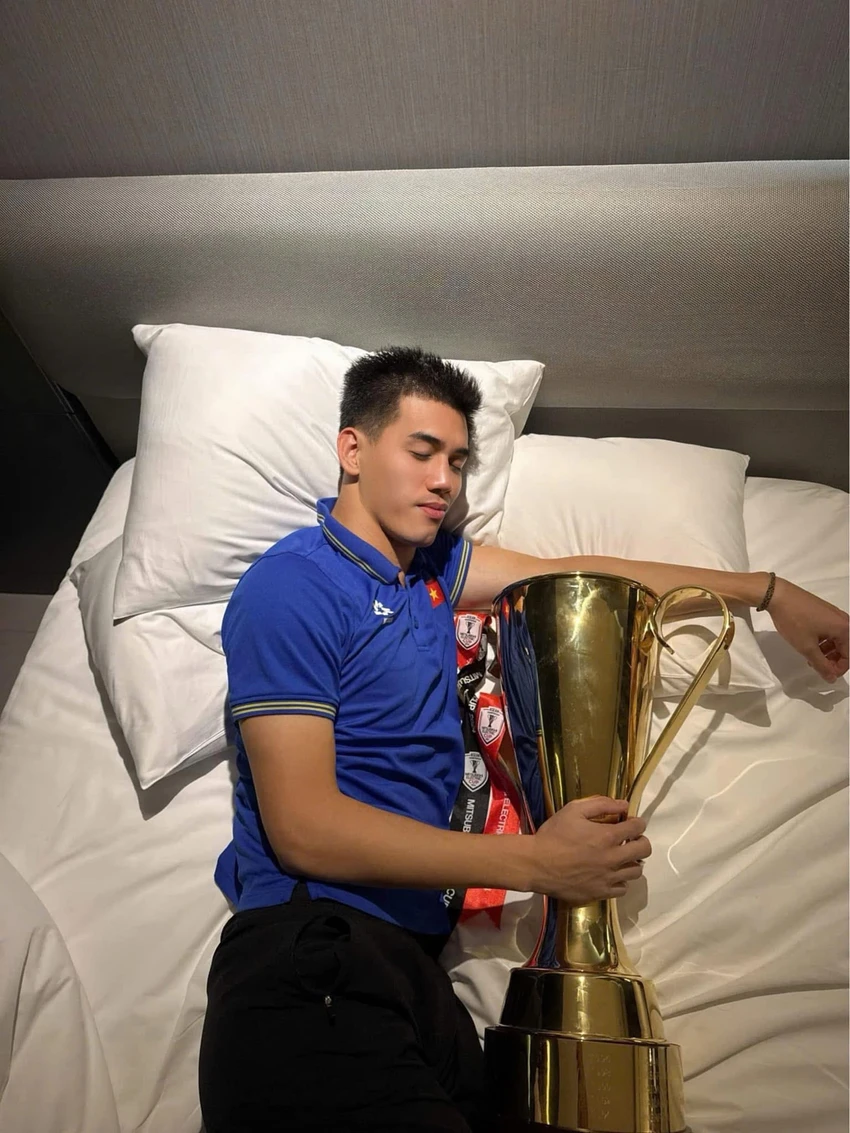len-dinh-aff-cup-2024-1.JPG