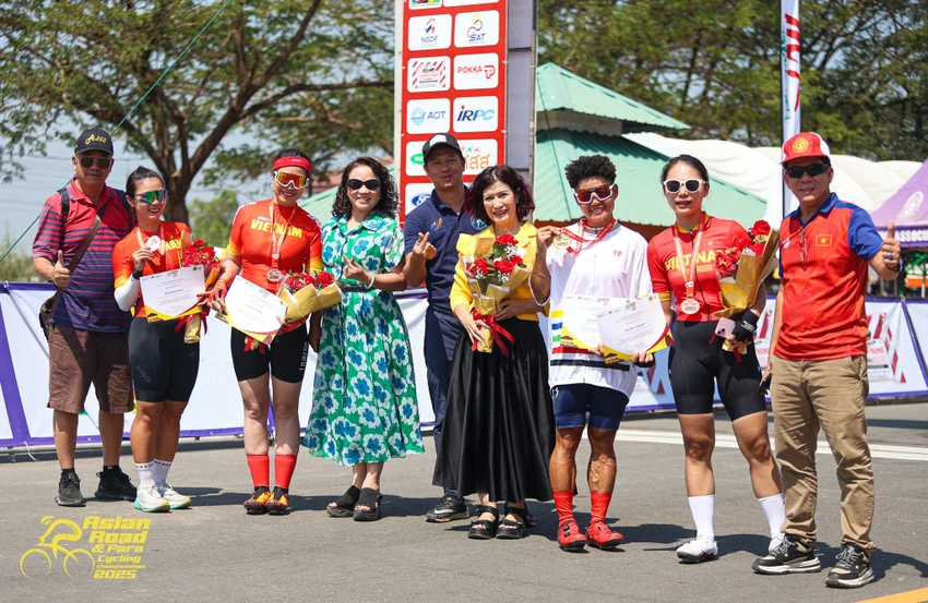 nu-luc-si-ton-hoang-khanh-lan--4.jpg