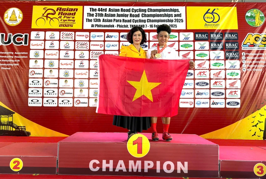nu-luc-si-ton-hoang-khanh-lan-9.jpg