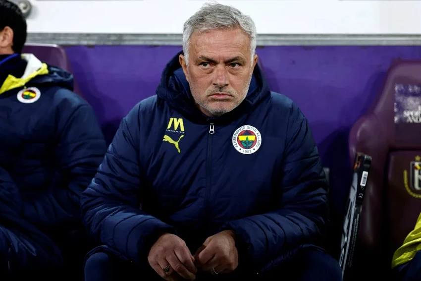 huấn luyện viên Jose Mourinho