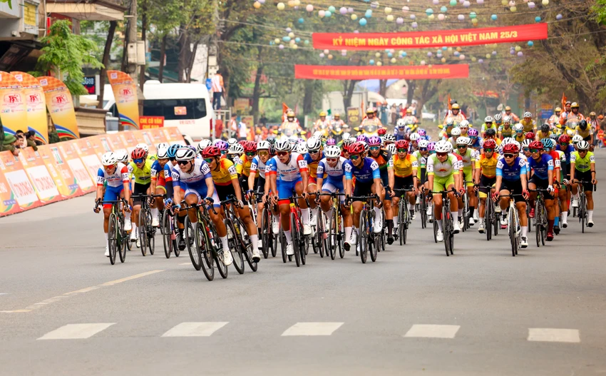 khong-the-ngan-can-loic-desriac-5.jpg