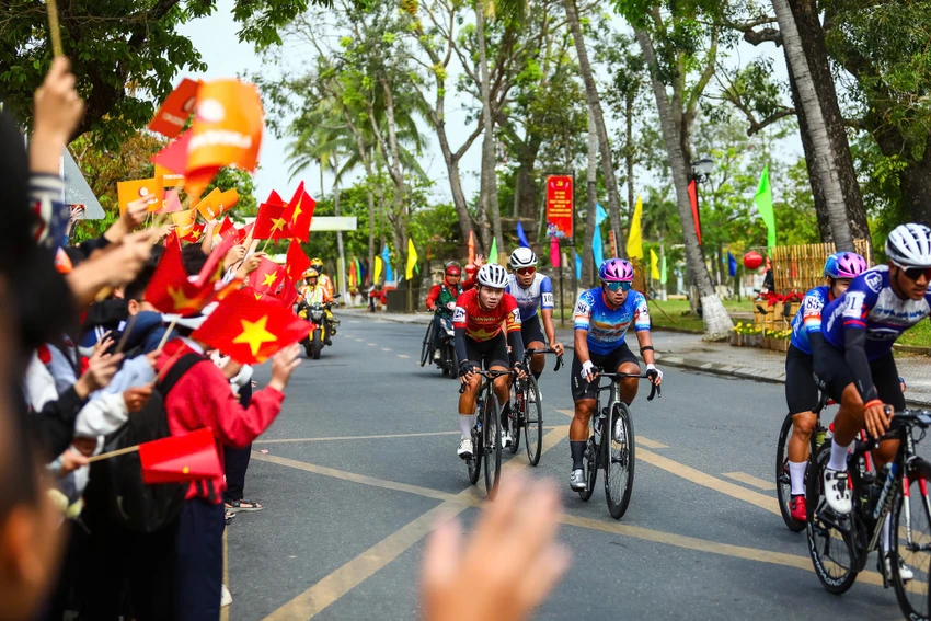 khong-the-can-buoc-tien-nick-kergozou-2.jpg