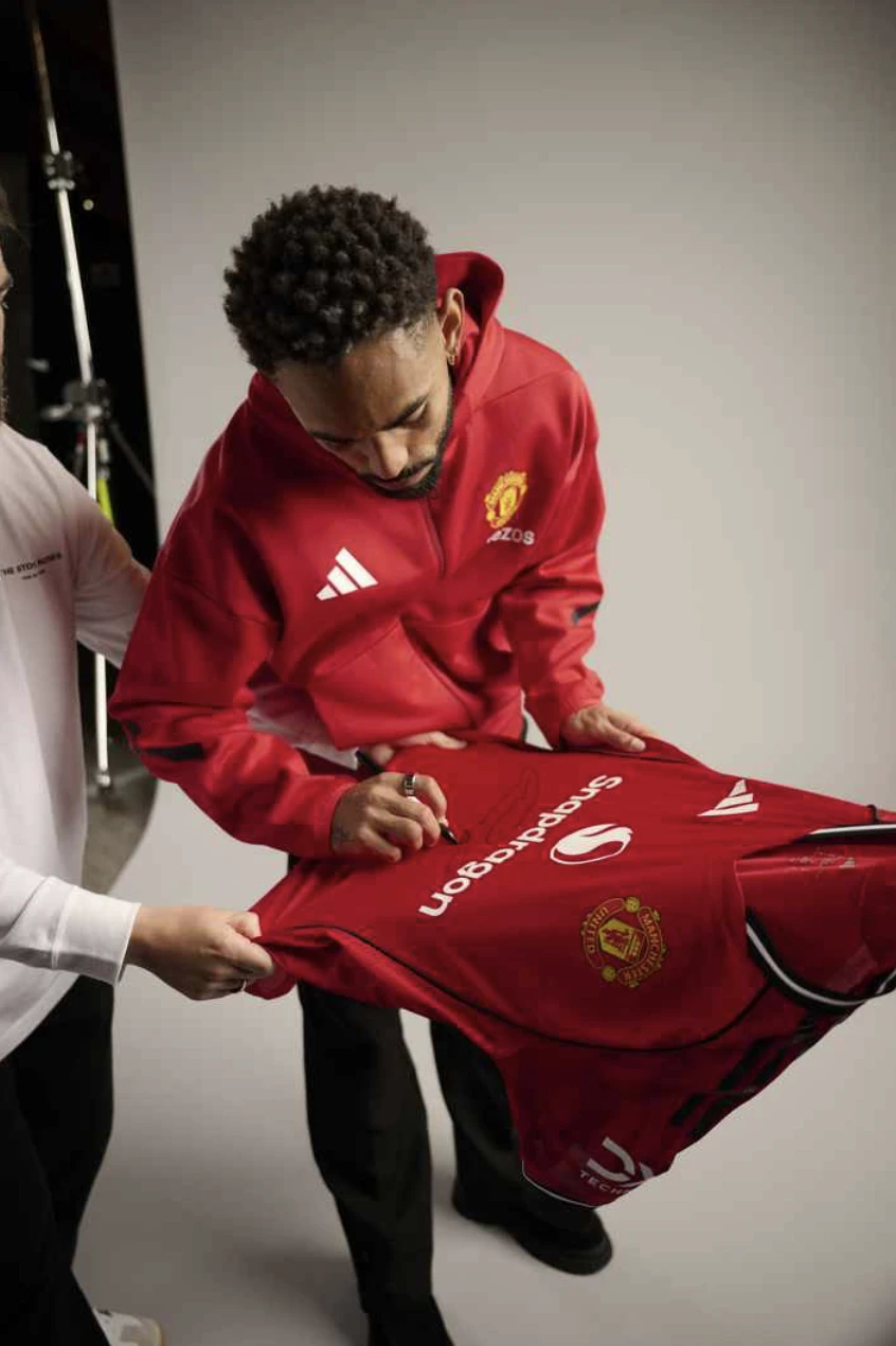 tan-binh-man-united-matheus-cunha-1.png