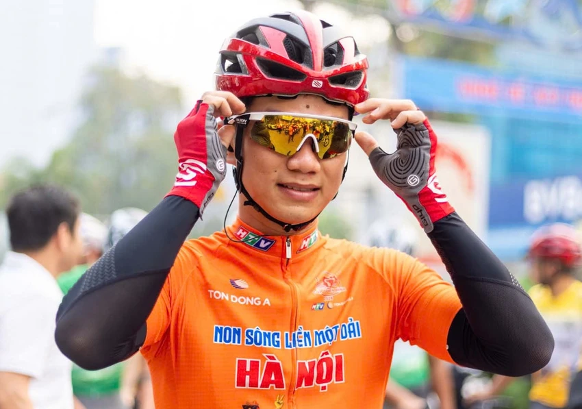 tay-dua-nguyen-van-binh.jpg