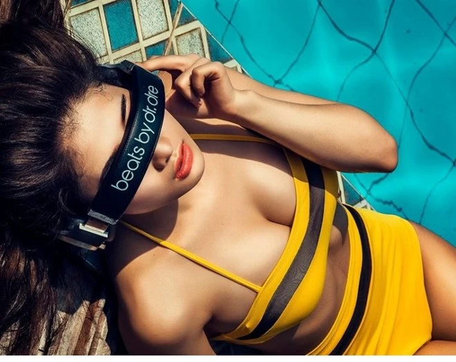Nữ DJ 9X miền Tây khoe dáng ảnh 6 Nữ DJ 9X miền Tây khoe dáng ảnh 6