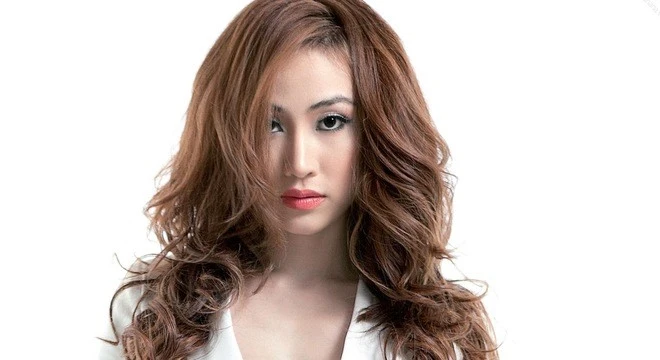 Giải mã sự xuất hiện dày đặc của Ngân Khánh ảnh 1 Giải mã sự xuất hiện dày đặc của Ngân Khánh ảnh 1