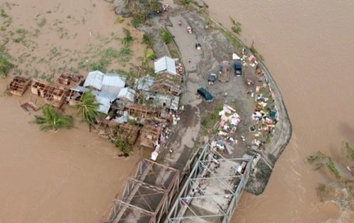 Philippines tan hoang sau siêu bão ảnh 12 Philippines tan hoang sau siêu bão ảnh 12