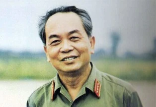 Tin mới nhận: Đại tướng Võ Nguyên Giáp từ trần ở tuổi 103 ảnh 1