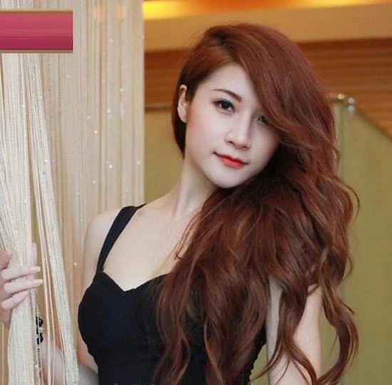 Đọ độ nóng bỏng của các "cô nàng Vàng Anh" một thời ảnh 3
