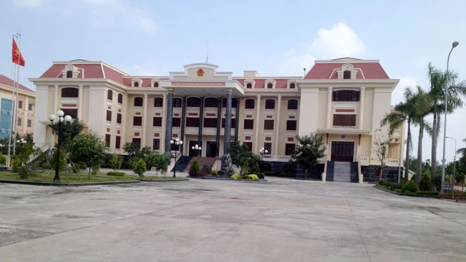 Nhiều trụ sở hoành tráng ảnh 3