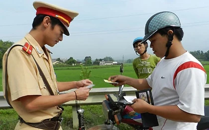 Các Bộ thống nhất xử phạt xe không chính chủ ảnh 1 Các Bộ thống nhất xử phạt xe không chính chủ ảnh 1