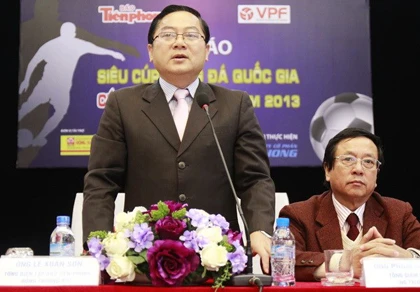 200 triệu đồng cho đội giành Siêu cúp Quốc gia 2013 ảnh 1 200 triệu đồng cho đội giành Siêu cúp Quốc gia 2013 ảnh 1