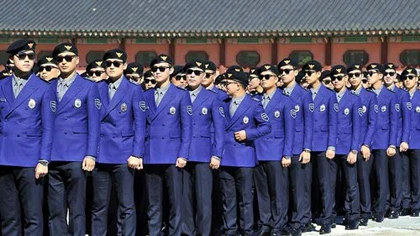Hàn Quốc có cảnh sát “Gangnam Style” ảnh 1 Hàn Quốc có cảnh sát “Gangnam Style” ảnh 1